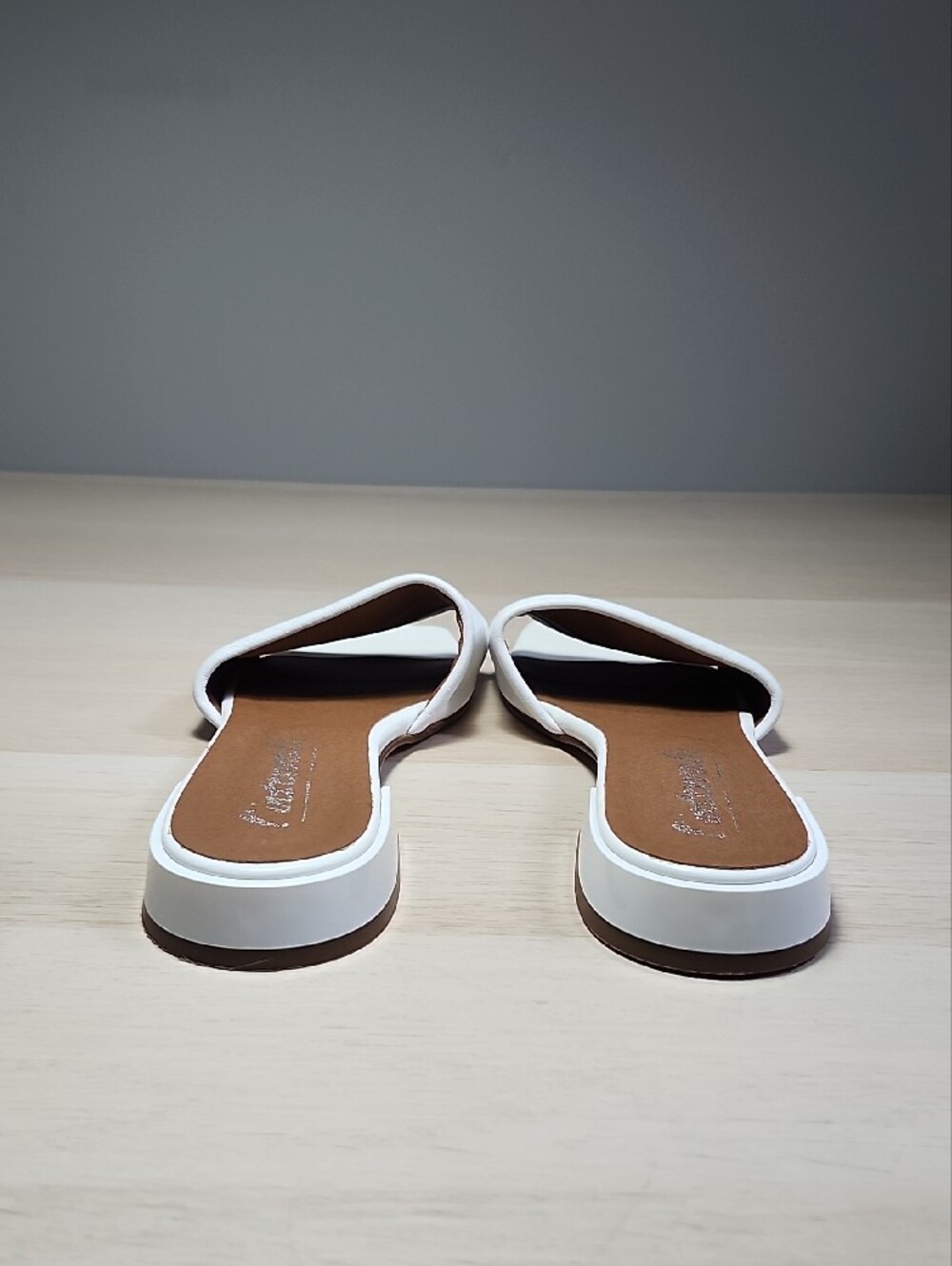 L'INTERVALLE White leather low block heel slide sandals - Picture 6 of 9